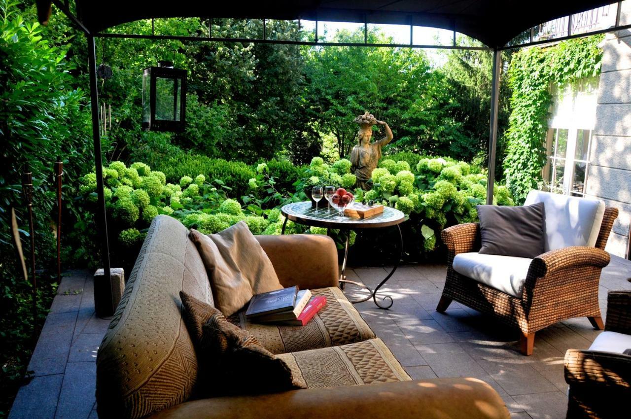 Embassy Row Bnb Zagreb Extérieur photo
